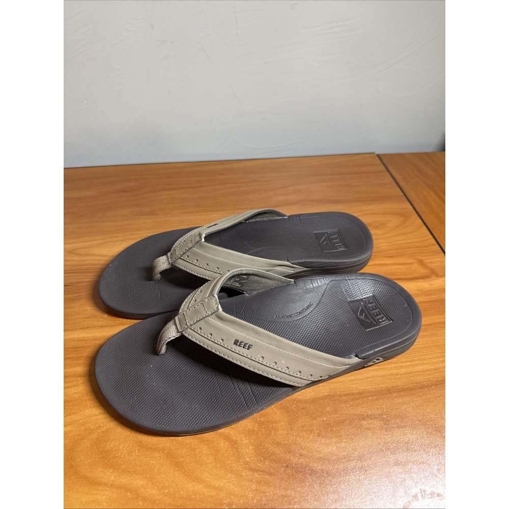 Reef Men's Phantom Flip Flop Brown Beach Leather Comfort Surf Sandal Size 9